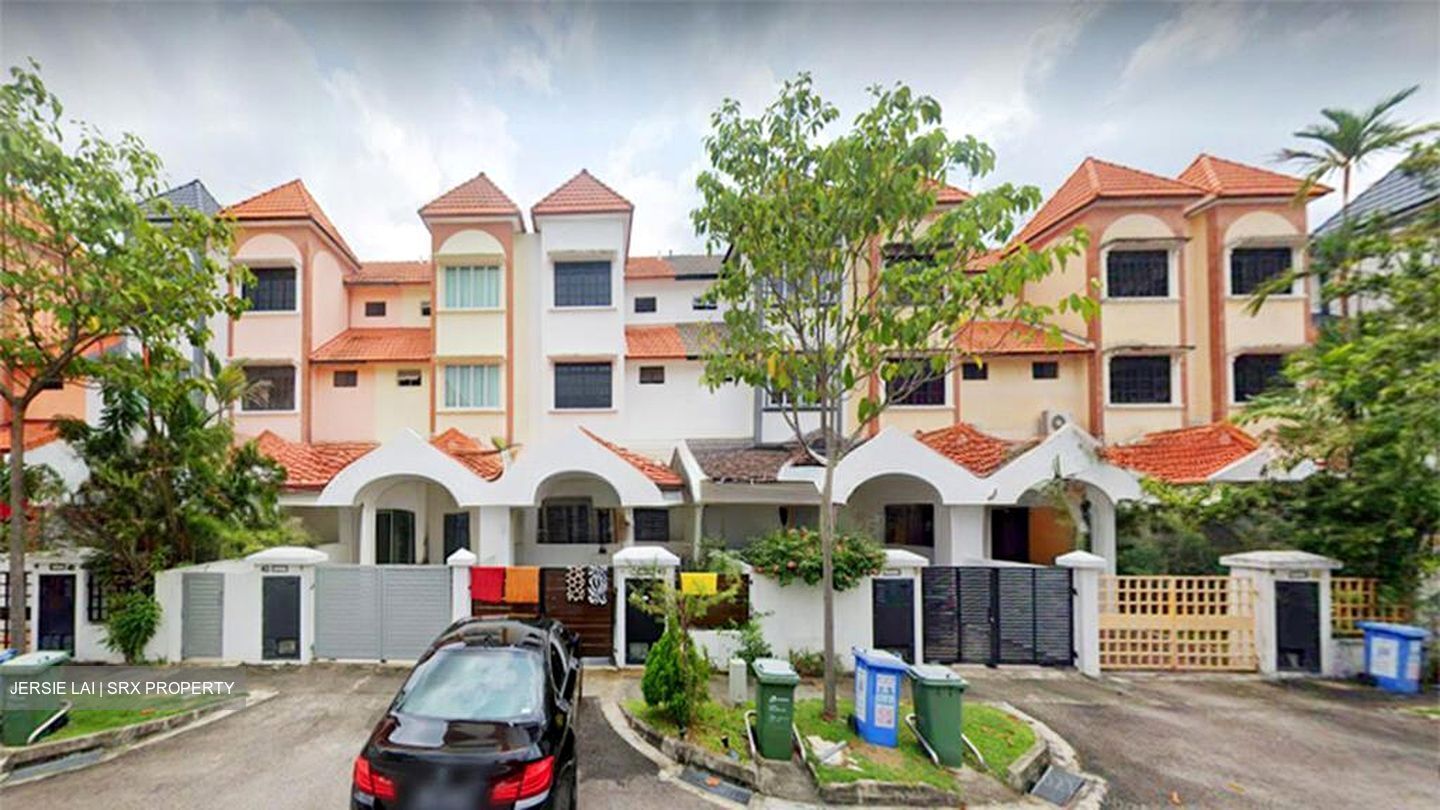 Llyn Gardens (D19), Terrace #504506281